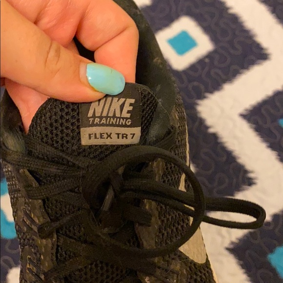 Black Nike Gym Shoes - Picture 2 of 4